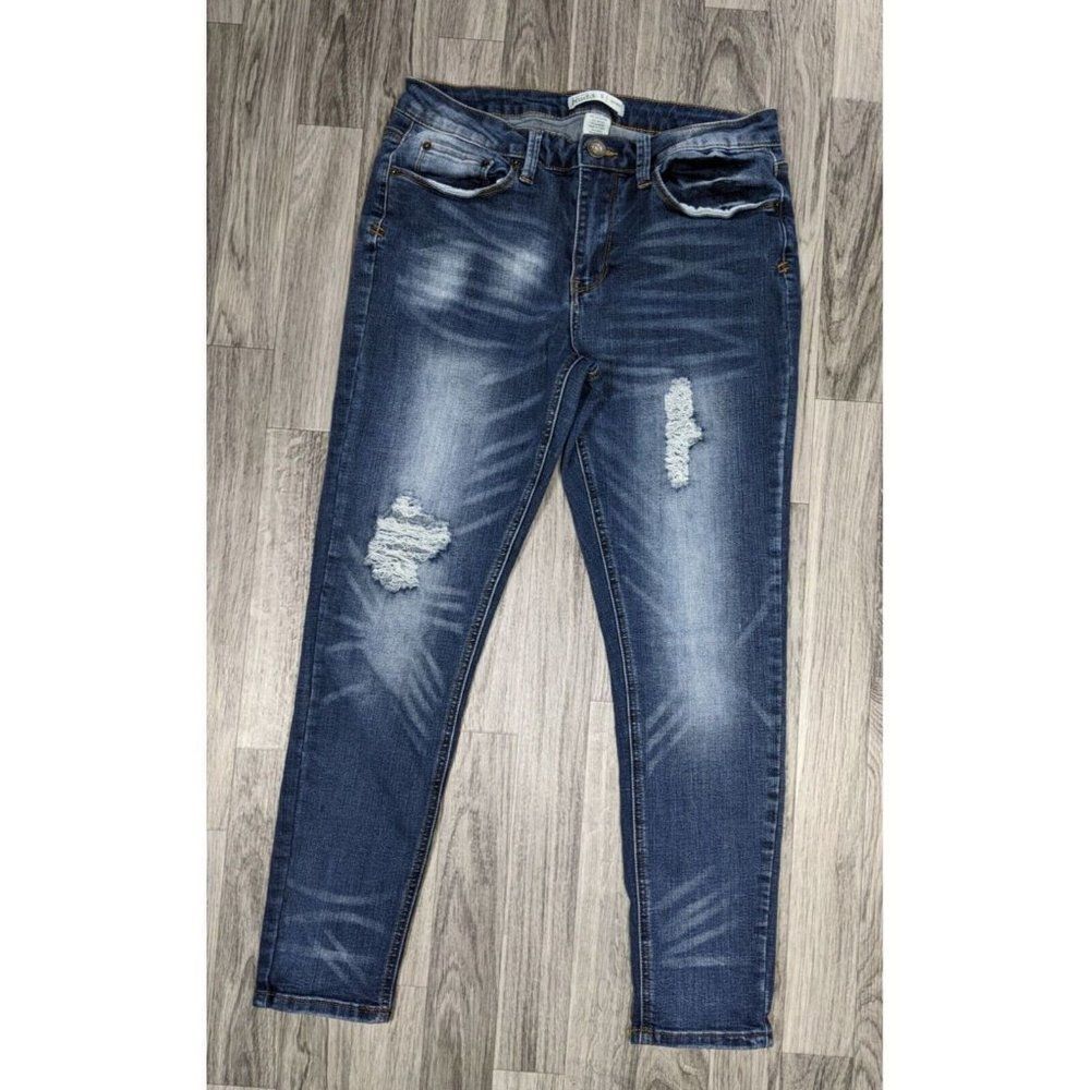 (3/$35) Mudd Juniors Size 9 Skinny Whiskered Distressed Cropped Denim Blue Jeans